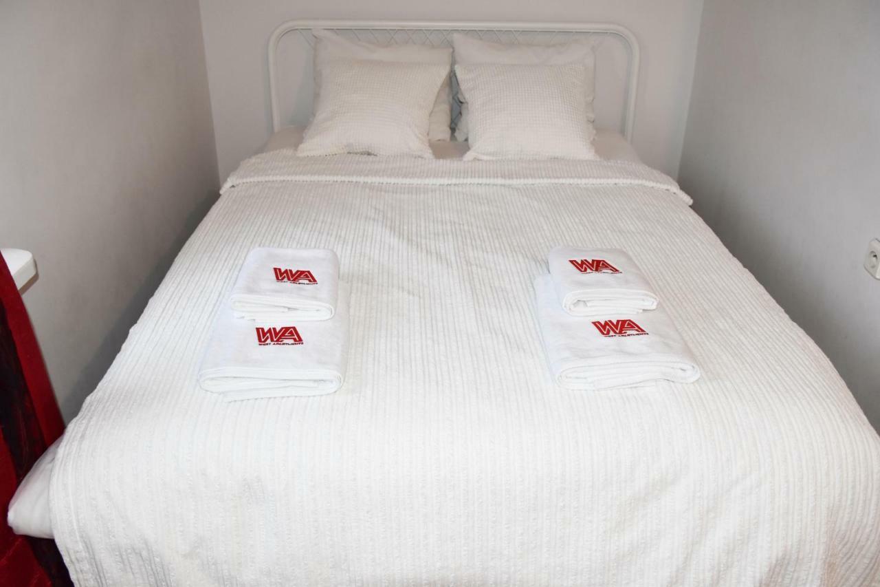 West Apartament Mazowiecka 7 Warszawa Zewnętrze zdjęcie